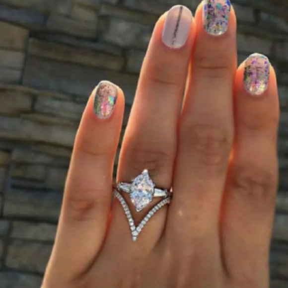 New Silver White Sapphire Marquise Ring - Picture 2 of 7